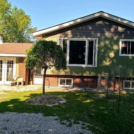 Family Friendly Cottage ☆Walking Distance To Beach Lions Head Exterior foto
