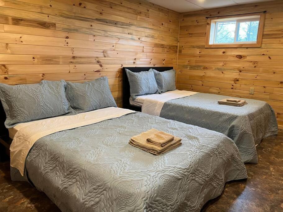 Family Friendly Cottage ☆Walking Distance To Beach Lions Head Exterior foto