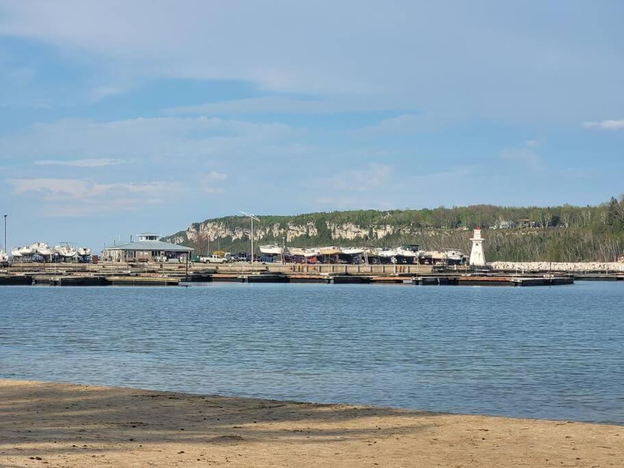 Family Friendly Cottage ☆Walking Distance To Beach Lions Head Exterior foto